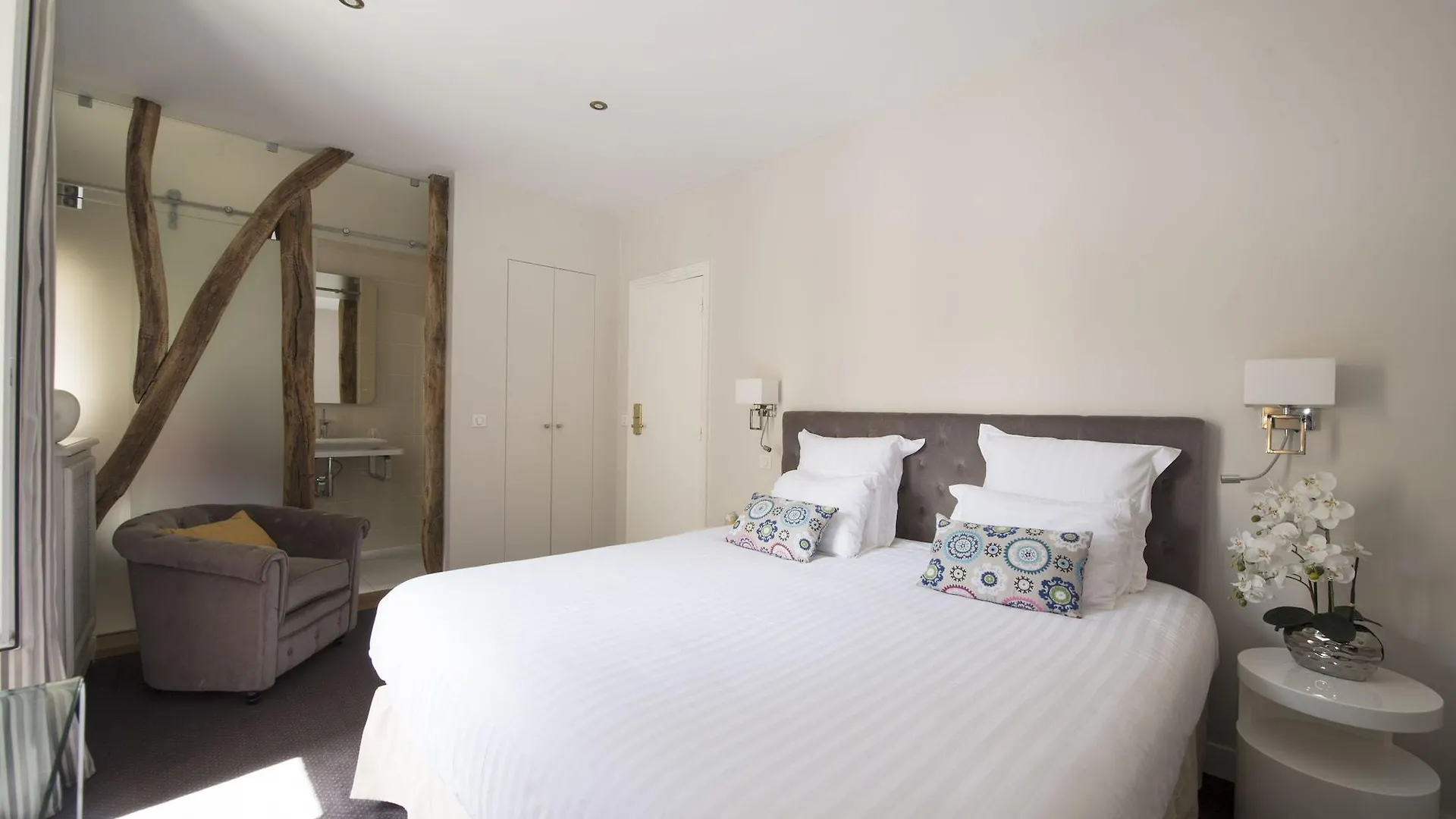 Hotel Des Batignolles Paris