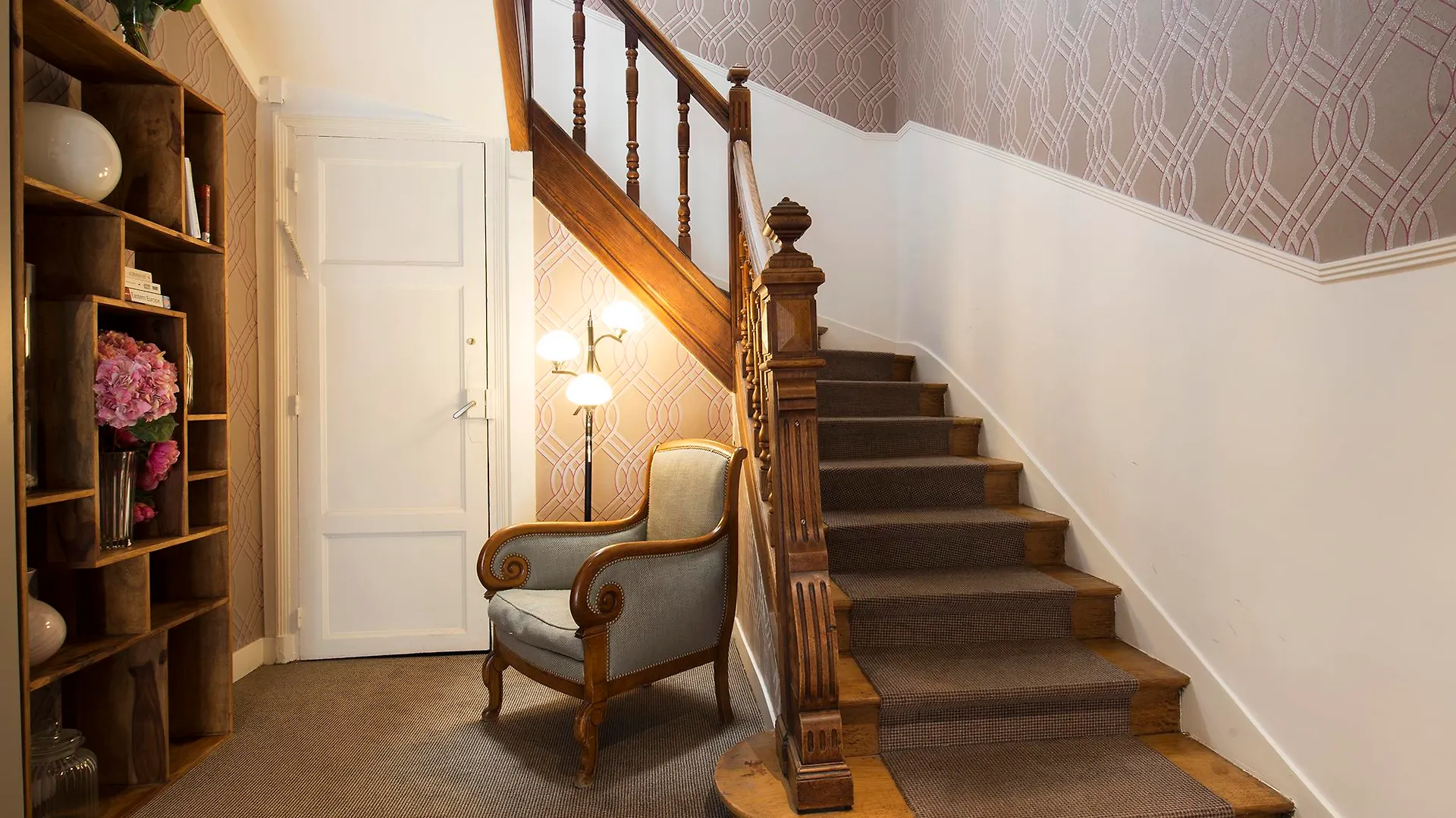 Hotel Des Batignolles Paris