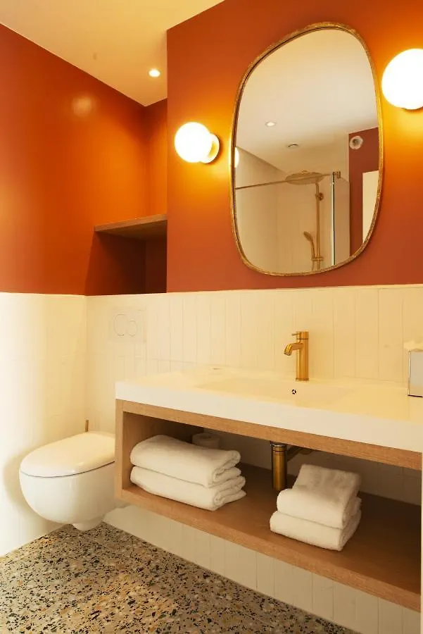 Des Batignolles 3* פריז