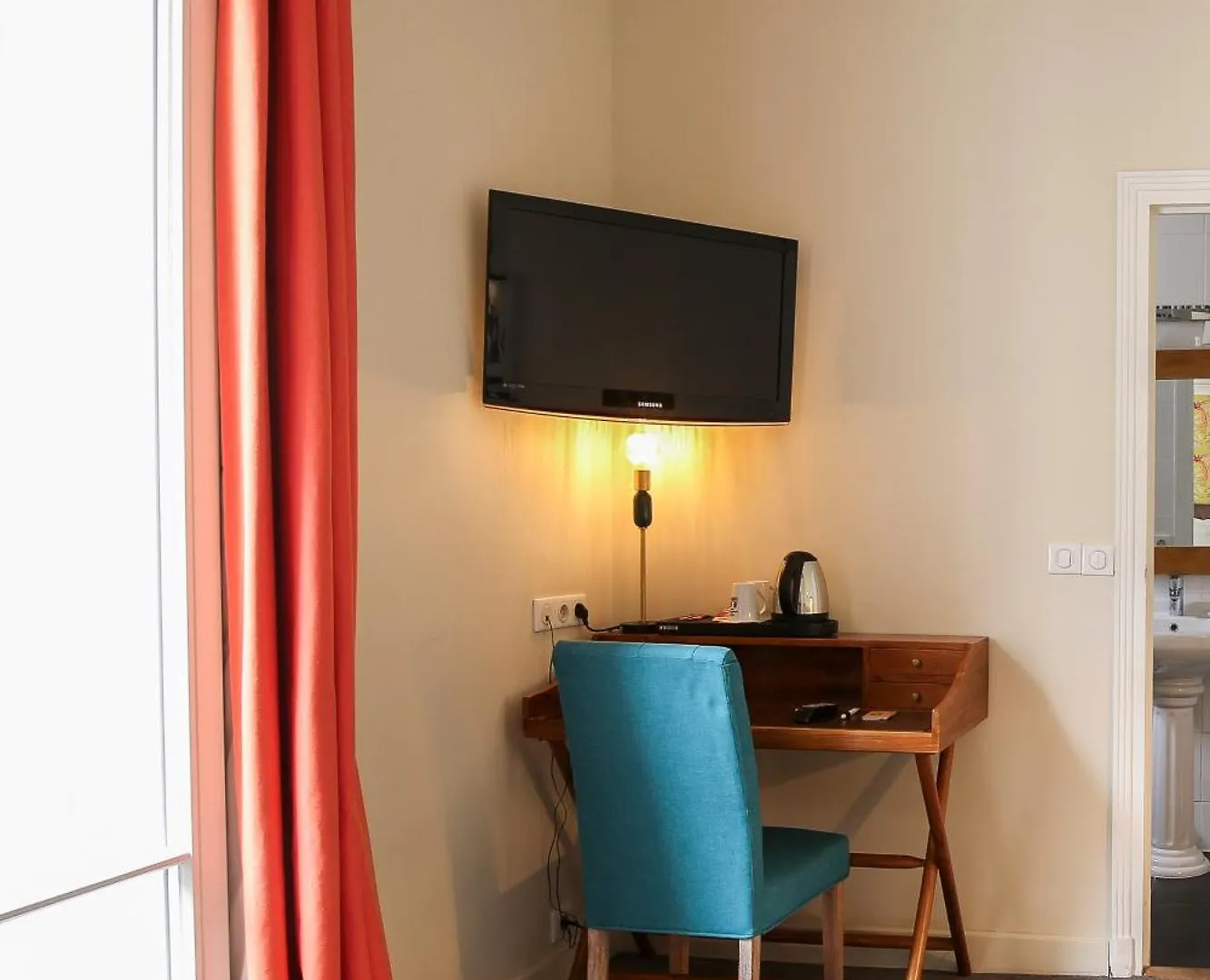 Des Batignolles Paris