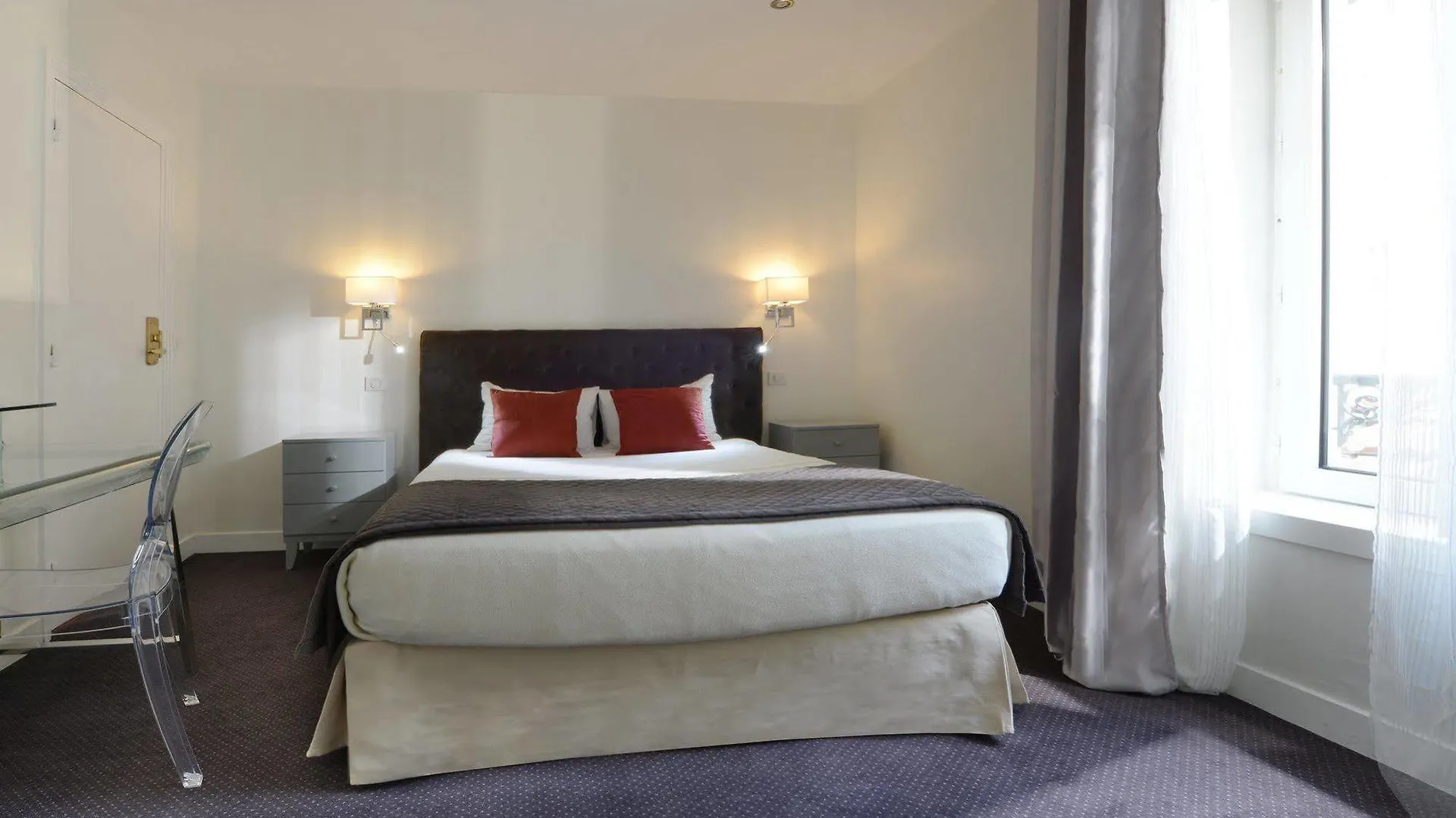 Des Batignolles 3*